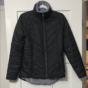Women’s North Face reversible jacket size: Small